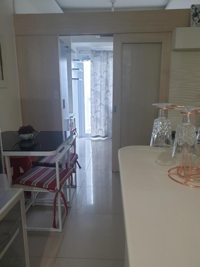 JAZZ Residences Nicanor St. Bel Air Makati City Esterno foto